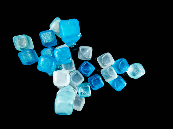 More glacier blue cubes on black #solo